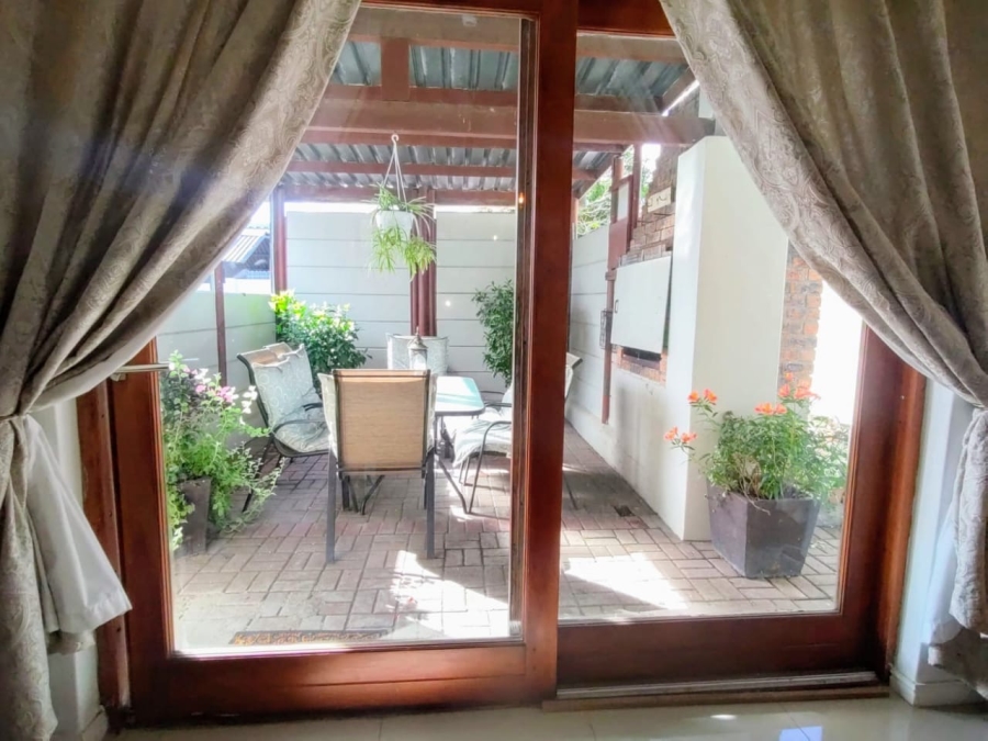 2 Bedroom Property for Sale in St Dumas Western Cape